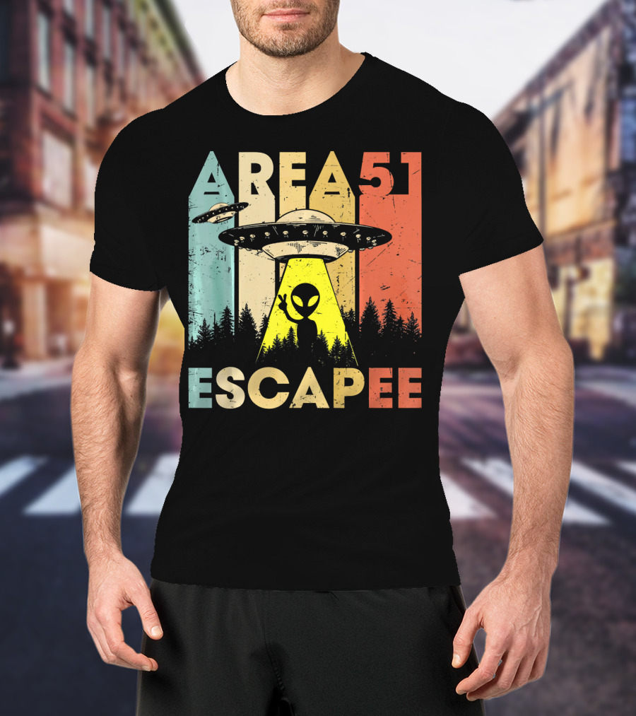 Area 51 Escapee UFO Alien Vintage Halloween Costume T-Shirt
