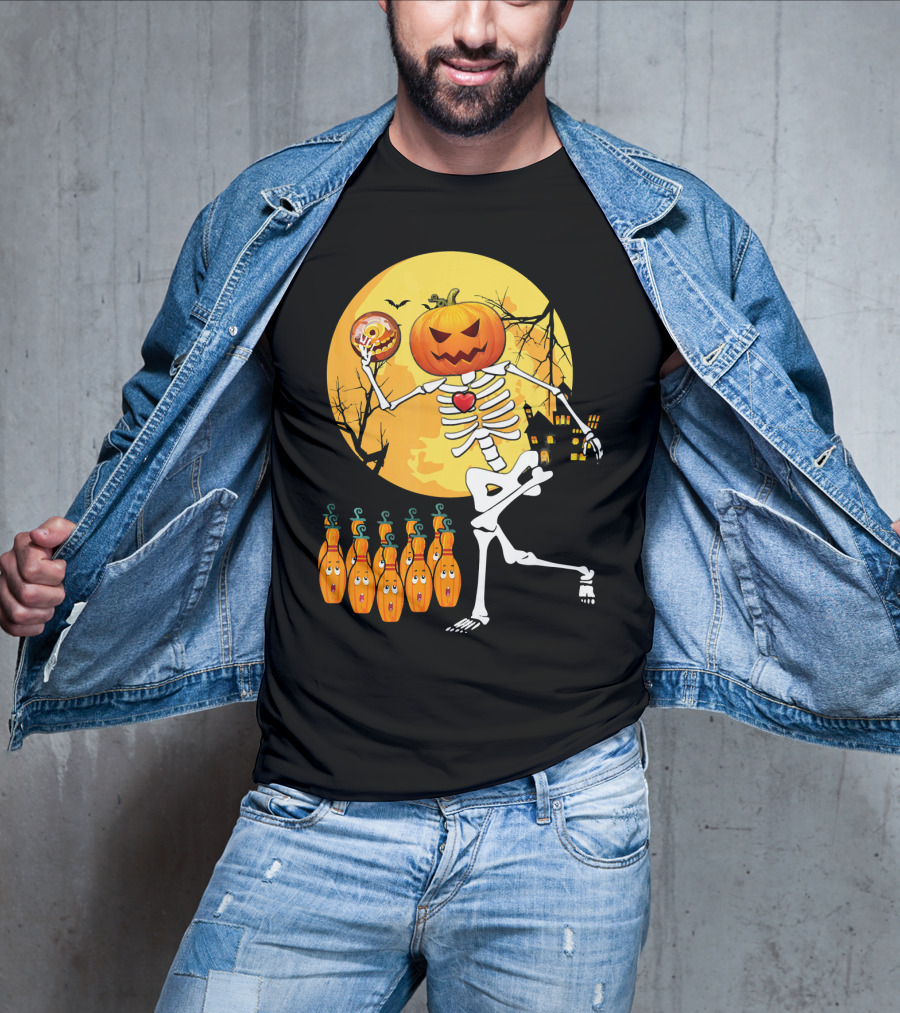 Funny Pumpkin-Headed Bowling Skeleton Halloween Dance T-Shirt