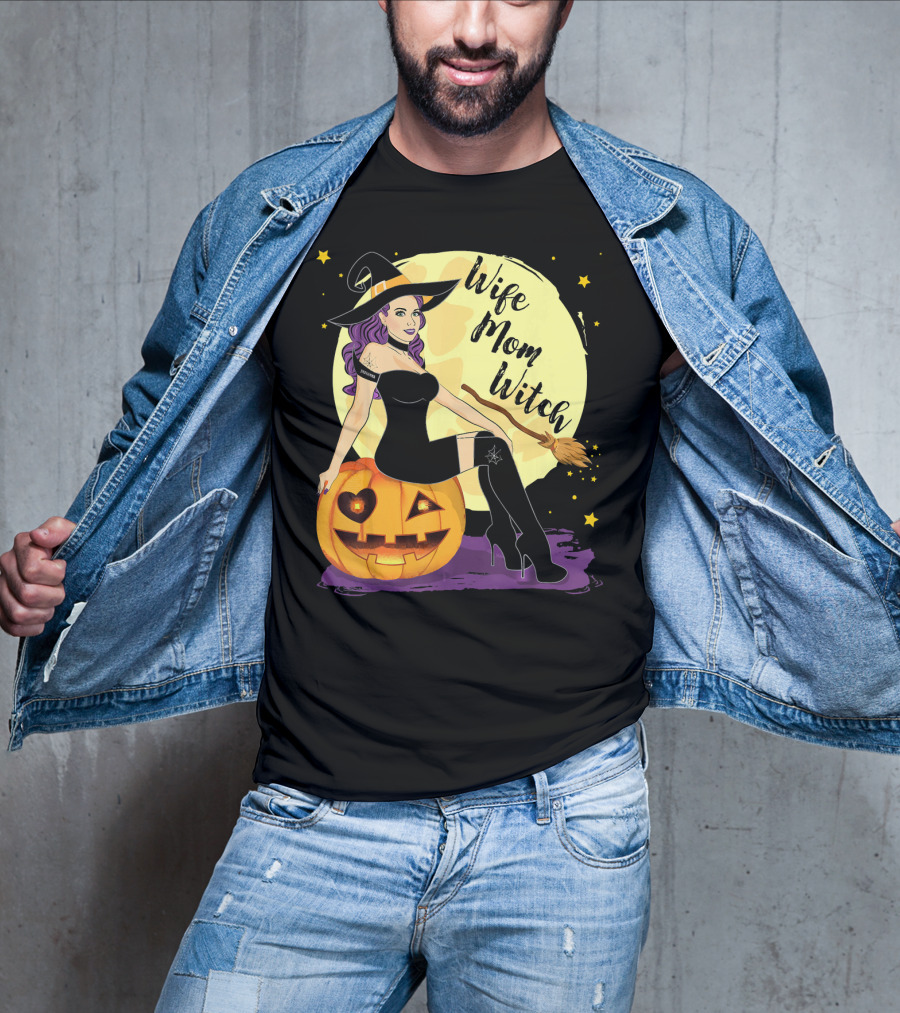 Wife Mom Witch Halloween Women Bro Pumpkin Moon Broomstick T-Shirt