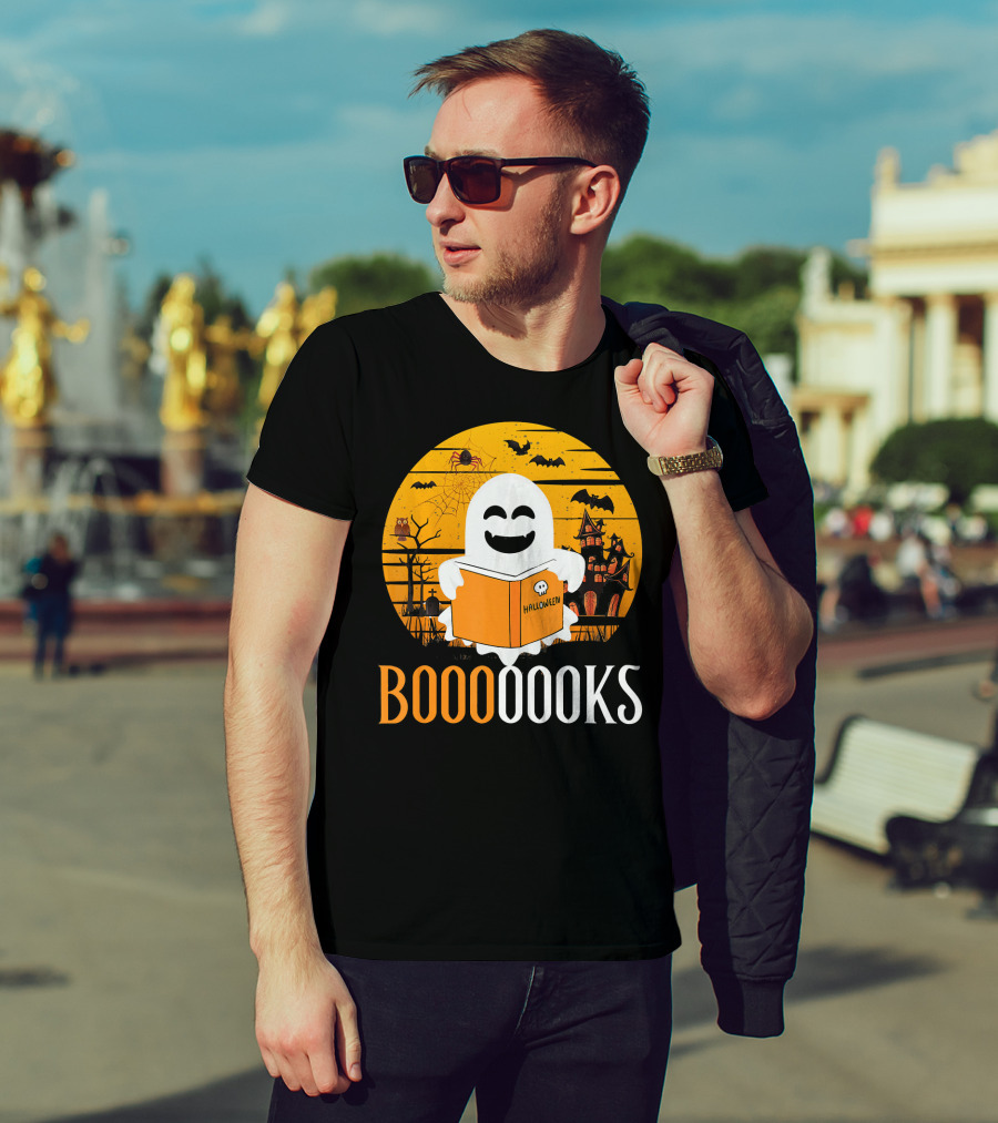 Booooooks Boo Read Books Funny Nerd Halloween Ghost Reading T-Shirt