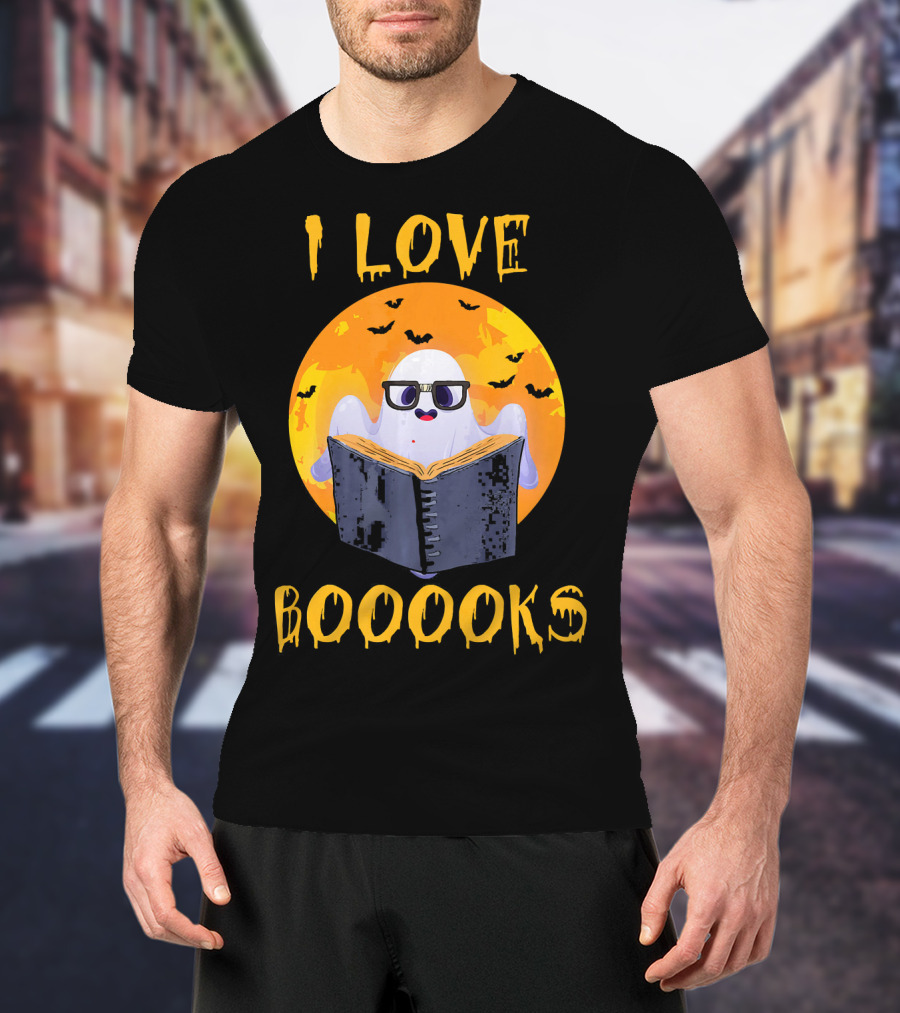 I Love Boooooks Halloween Ghost Reading With Bats T-Shirt