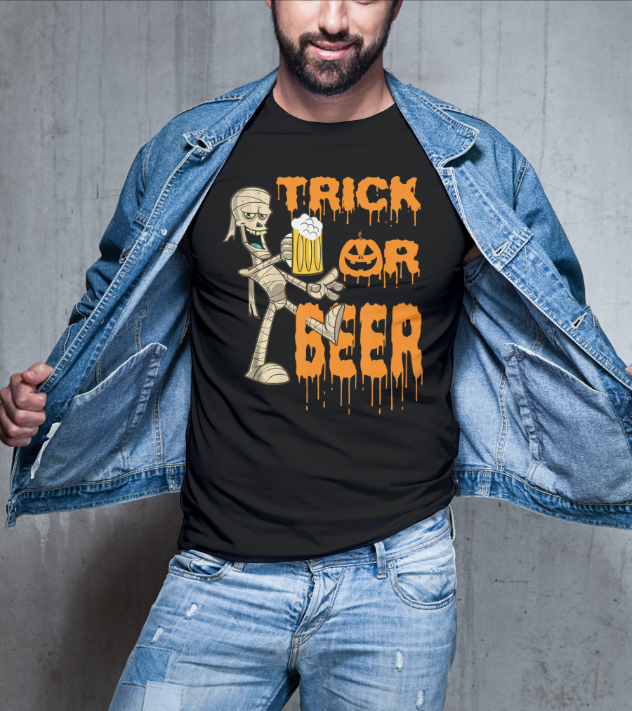 Trick Or Beer Mummy With Pumpkin And Mug T-Shirt