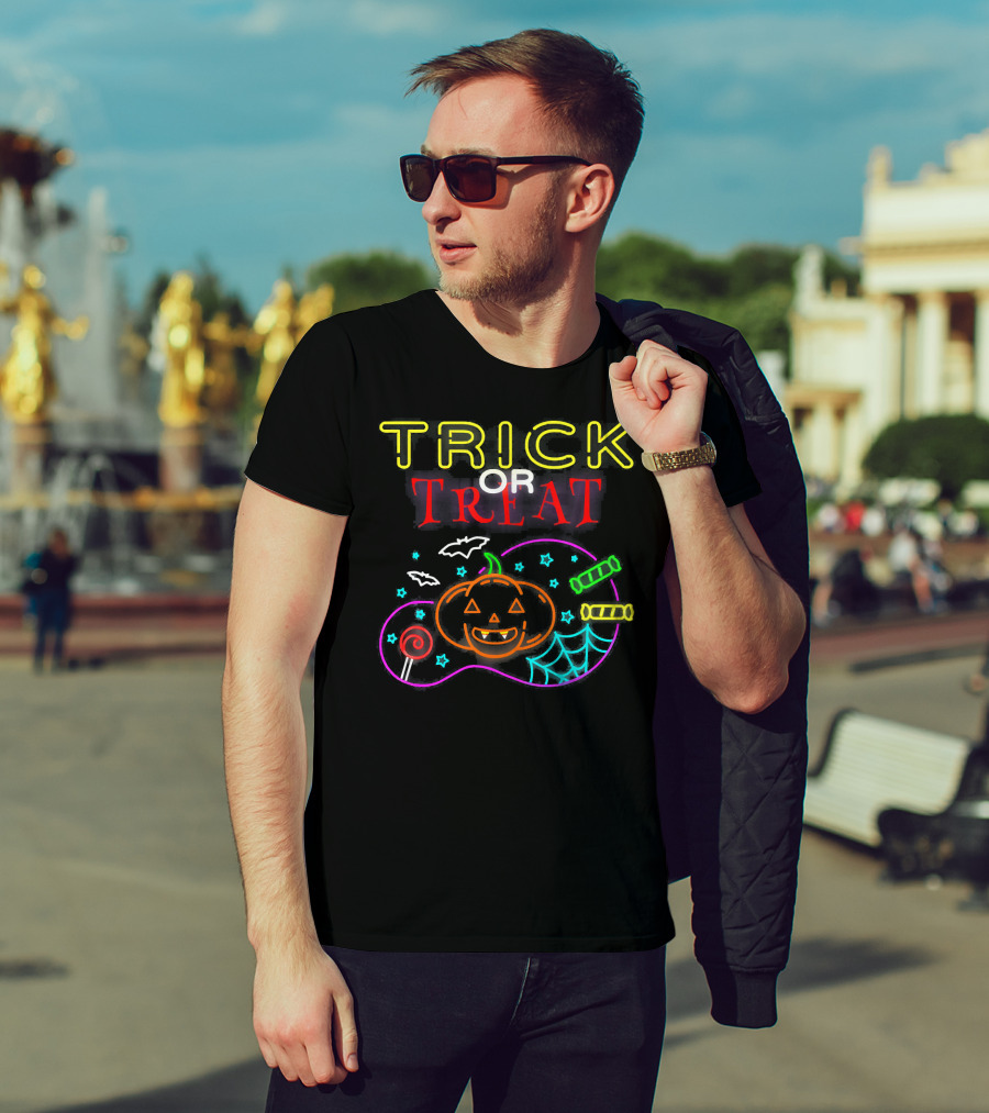 TRICK OR TREAT Scary Halloween Pumpkin Candy Bats Web Neon T-Shirt