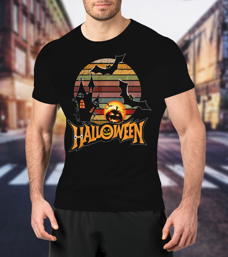Halloween Retro Scary Trick Or Treat Haunted House Bats Pumpkin T-Shirt