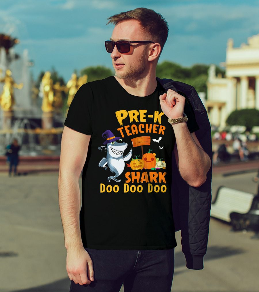 Pre-K Teacher Shark Doo Doo Doo Halloween Witch Pumpkins Bats T-Shirt