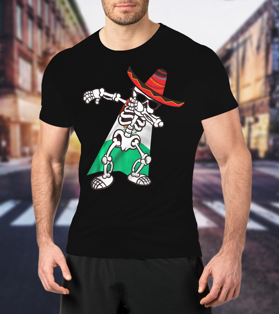 Cinco De Mayo Skeleton Dabbing With Sombrero And Mexican Flag Cape T-Shirt