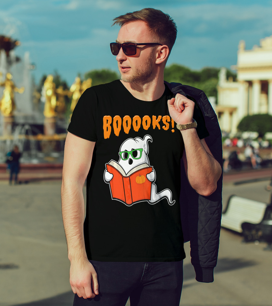 Booooks Ghost With Green Glasses And Pumpkin Book Funny Teacher Halloween T-Shirt