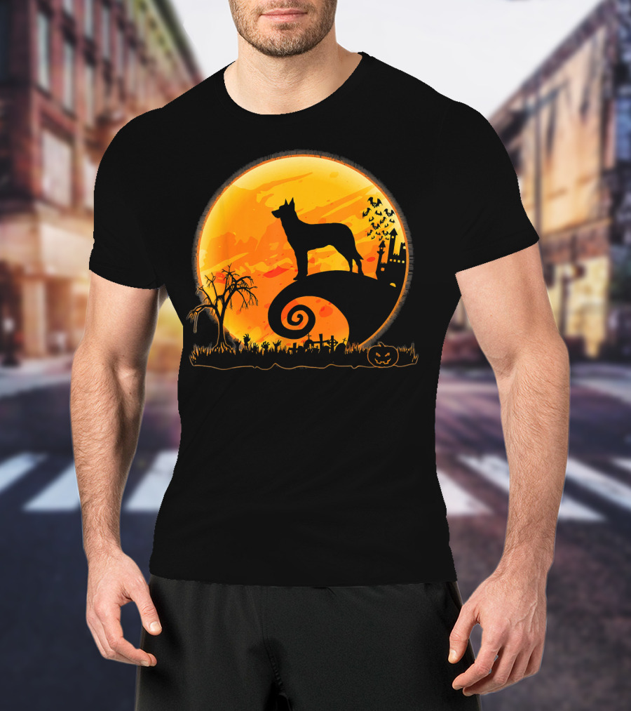 Beauceron Dog Halloween Moon Spooky Night Scene T-Shirt