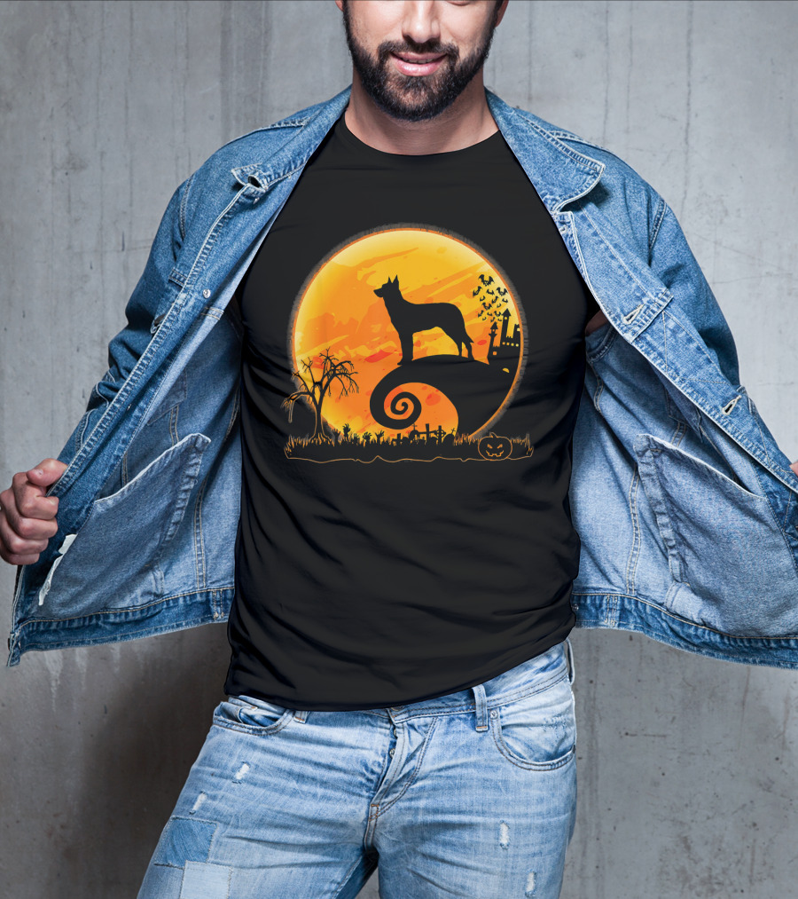 Beauceron Dog Halloween Moon Spooky Night Scene T-Shirt