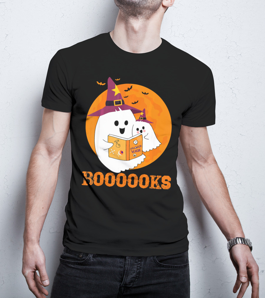 BOOOOKS Halloween Magic Ghosts Reading In Witch Hats T-Shirt