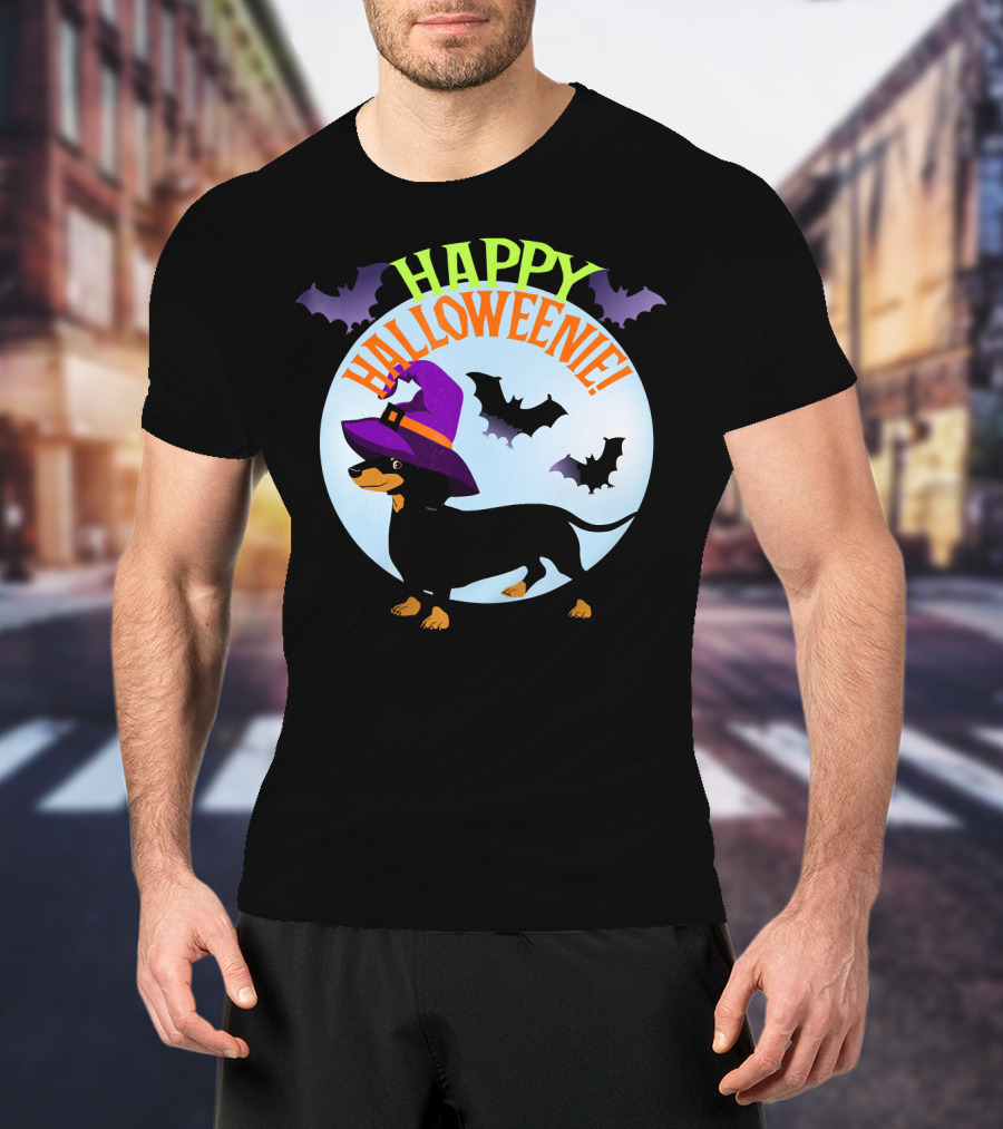 Happy Halloweenie Dachshund Wiener Dog Witch Hat Bats T-Shirt