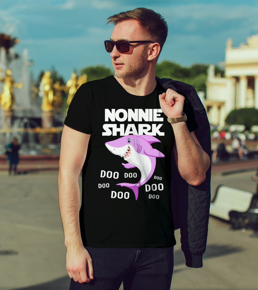 Nonnie Shark Doo Doo Doo Grandma Gift T-Shirt