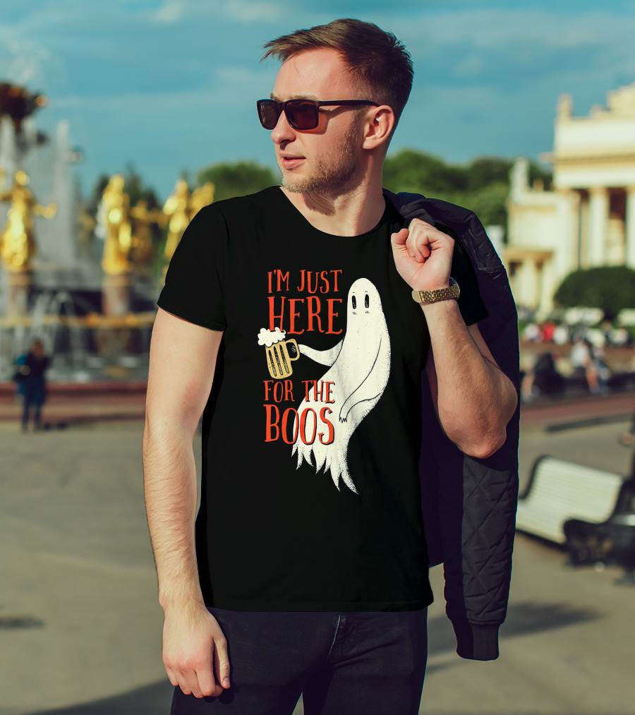 I'm Just Here For The Boos Ghost Holding Beer T-Shirt