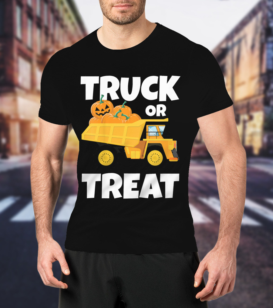 Kids Halloween Toddlers Boys Truck Or Treat Pumpkins T-Shirt