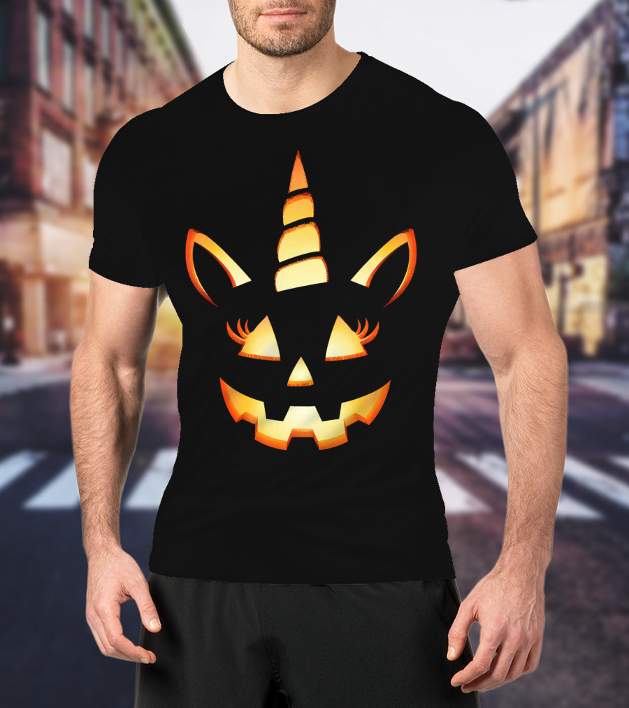 Jack O Lantern Pumpkin With Unicorn Eyelashes T-Shirt