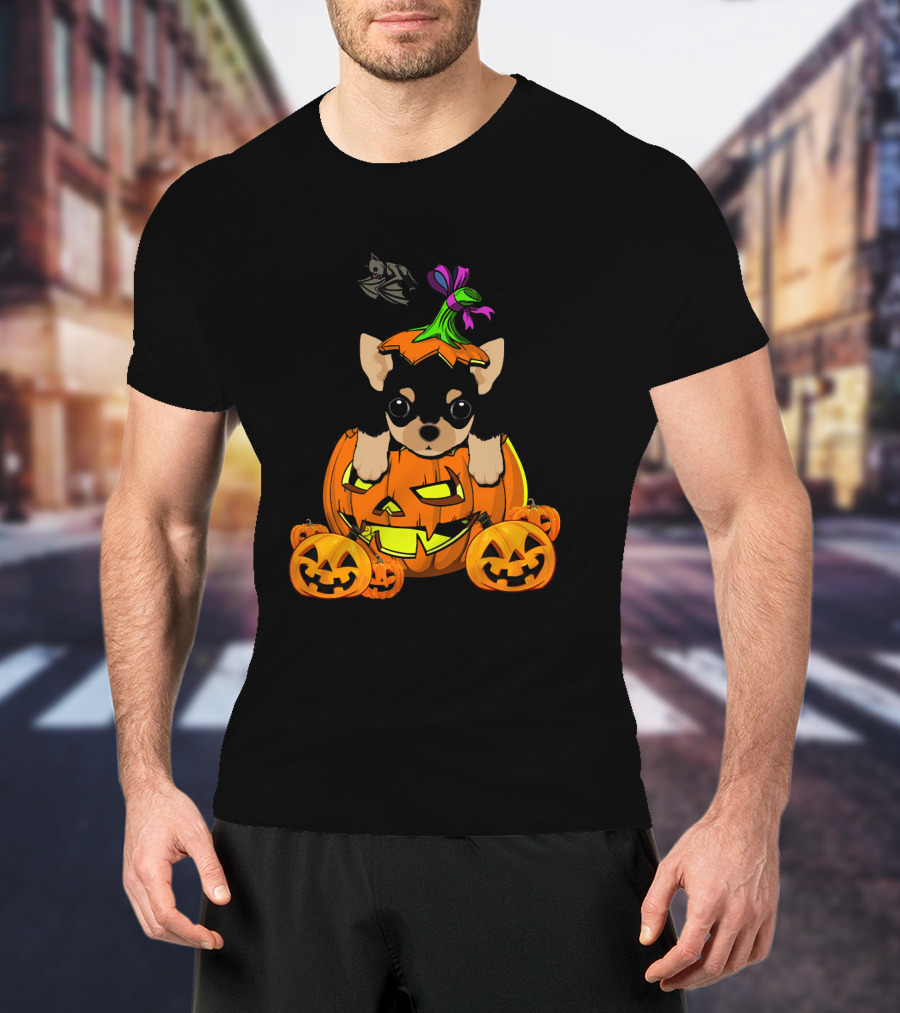 Happy Halloween Funny Chihuahua Jack-O'-Lantern Pumpkin With Bats T-Shirt
