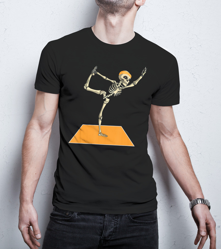 Halloween Skeleton Yoga Pose Spooky Funny Exercise T-Shirt