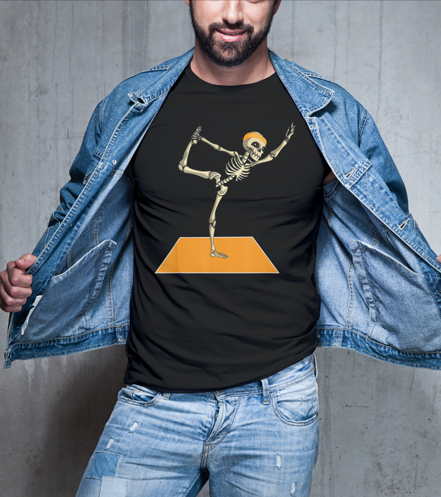Halloween Skeleton Yoga Pose Spooky Funny Exercise T-Shirt