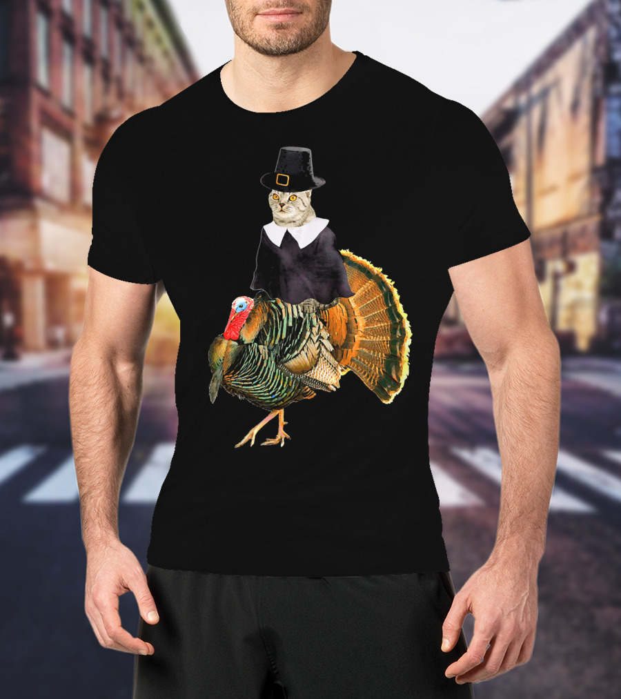 Cat In Pilgrim Outfit On Thanksgiving Turkey T-Shirt