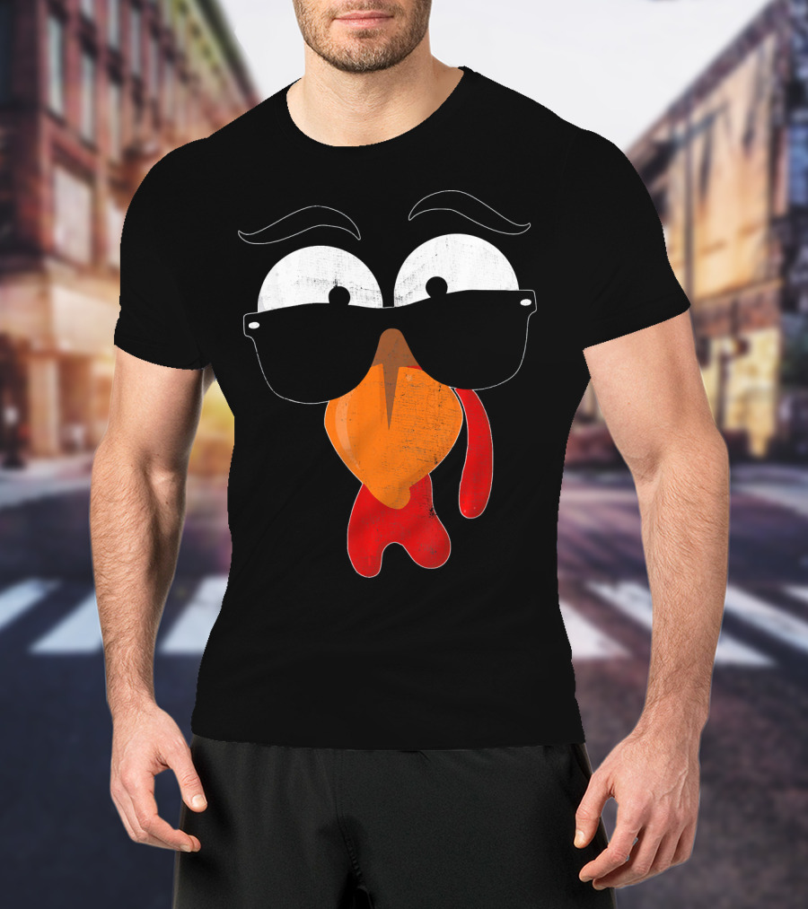 Funny Turkey Face Costume Thanksgiving Humor T-Shirt