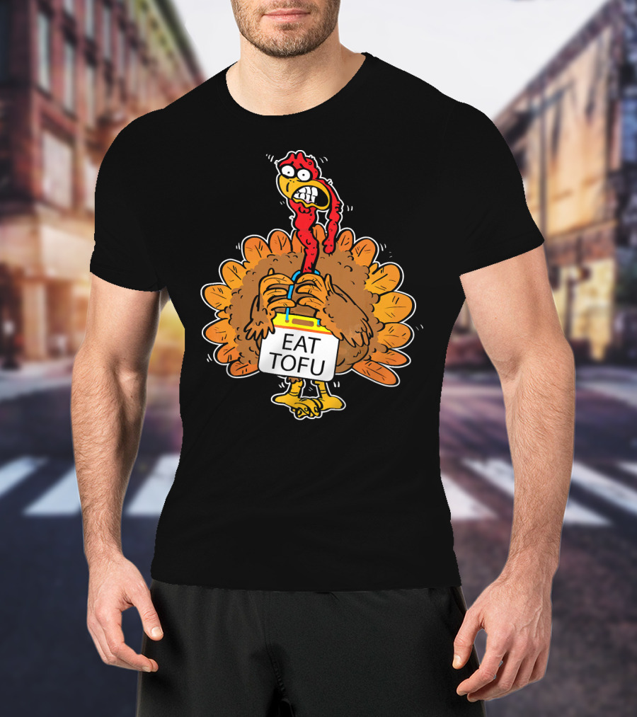 Save A Turkey Eat Tofu Funny Cartoon Turkey Holding Sign T-Shirt