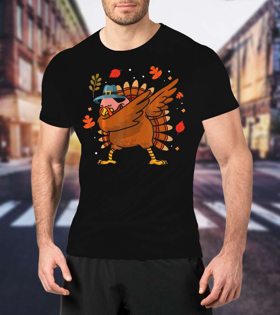 Thanksgiving Turkey Dabbing With Pilgrim Hat And Autumn Leaves T-Shirt