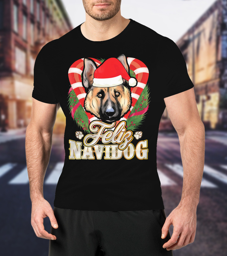 Feliz Navidog German Shepherd Santa Hat Christmas Wreath T-Shirt