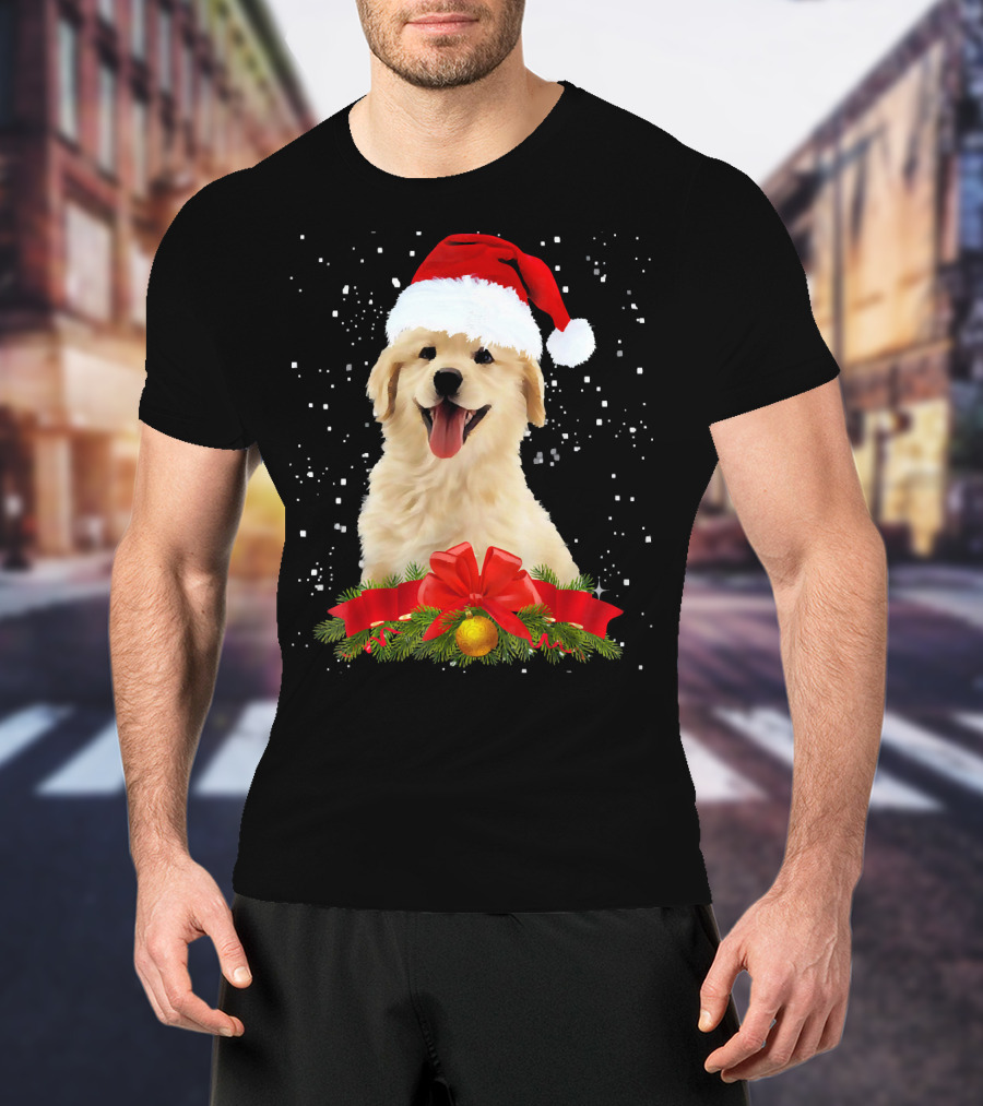 Golden Retriever Santa Hat Christmas Wreath T-Shirt