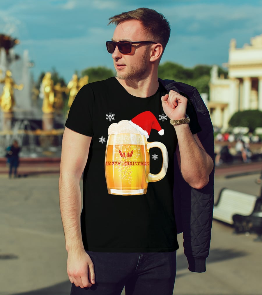 Hoppy Christmas Beer Santa Mug With Snowflakes T-Shirt