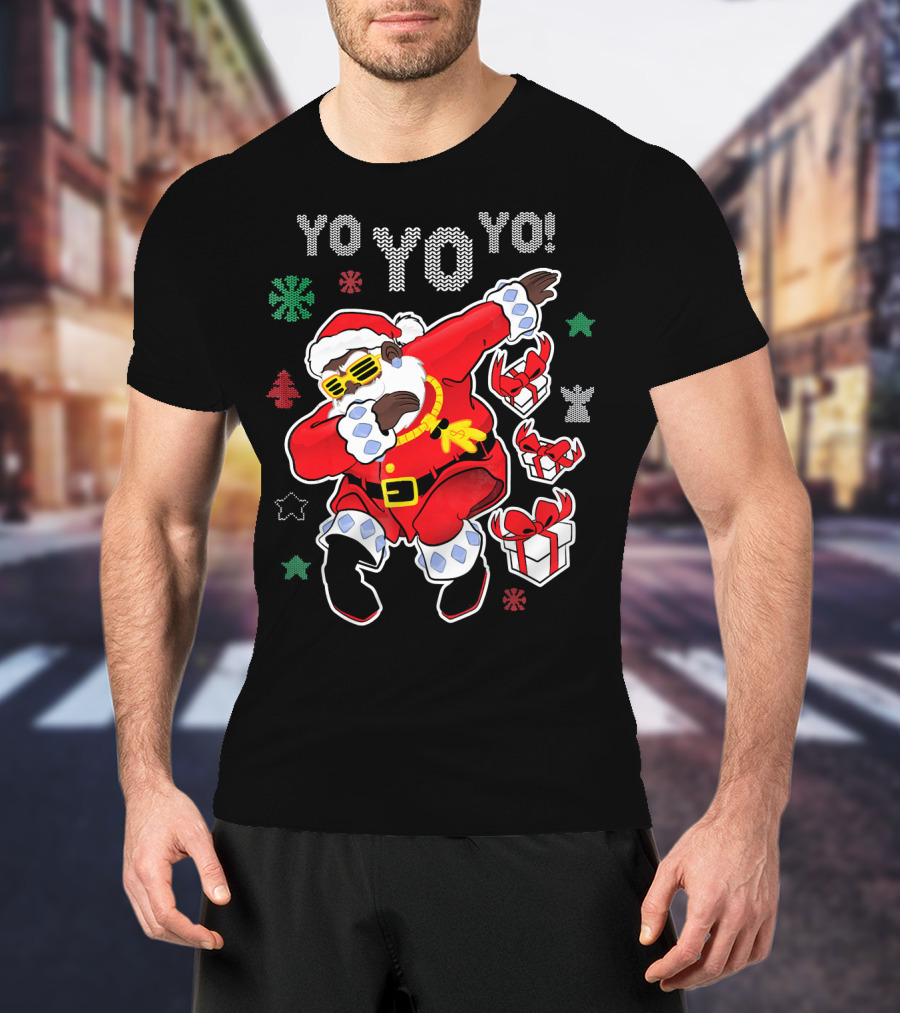 Yo Yo Dabbing Black Santa Claus Christmas Presents T-Shirt