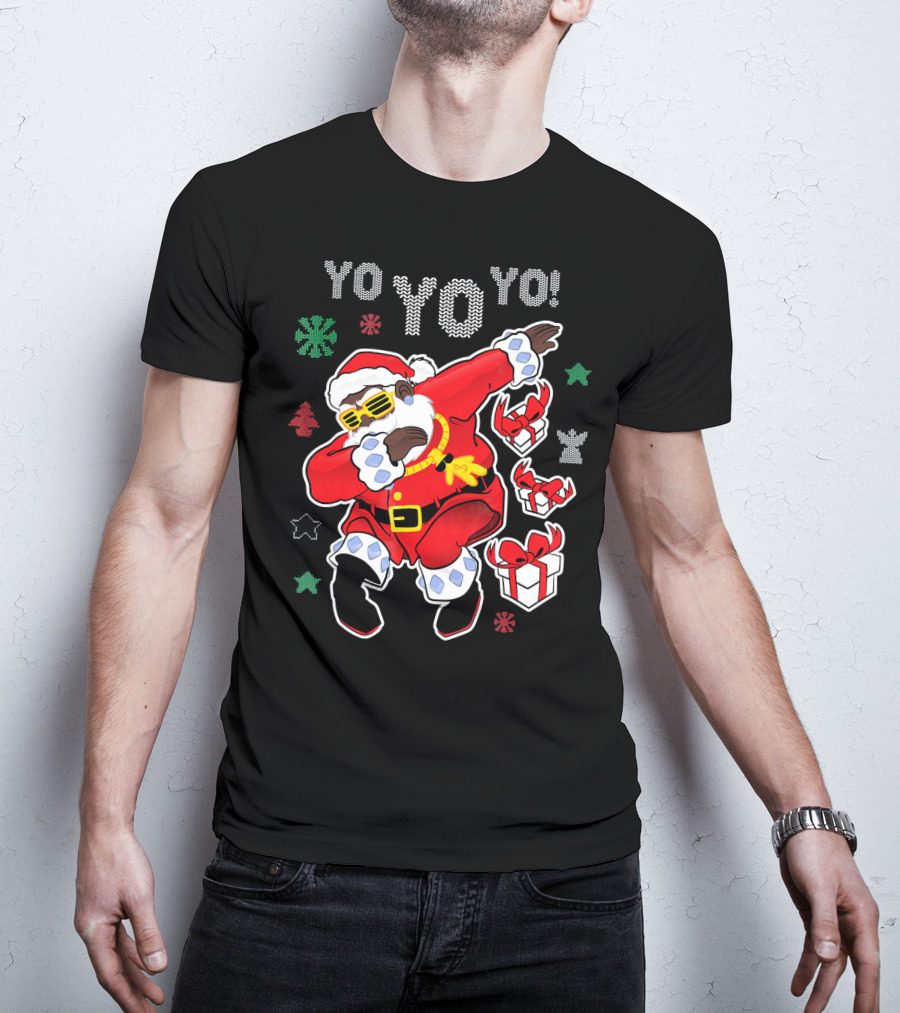 Yo Yo Dabbing Black Santa Claus Christmas Presents T-Shirt