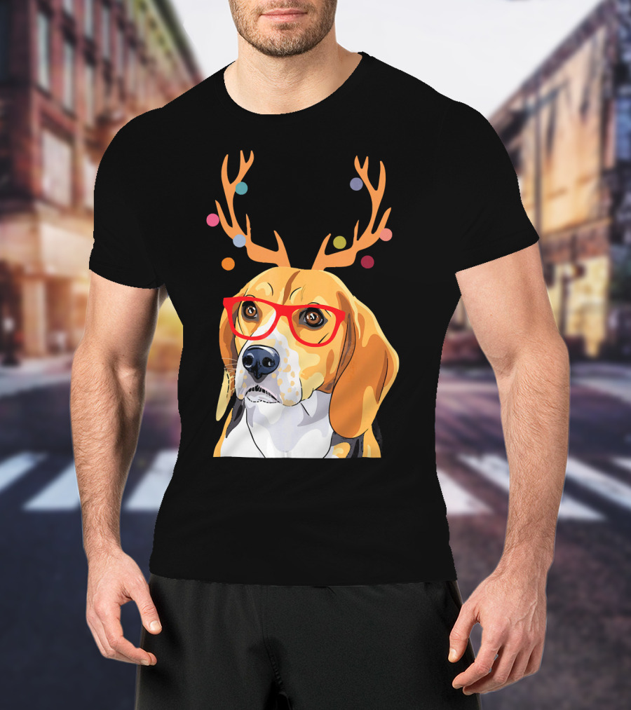 Beagle With Christmas Antlers And Red Glasses T-Shirt