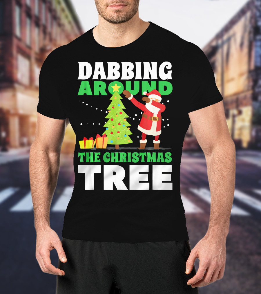 Dabbing Around The Christmas Tree Kris Kringle Merry Christmas San T-Shirt