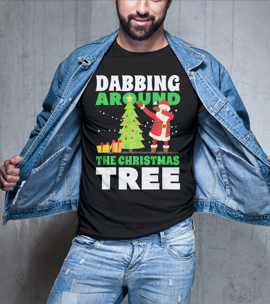 Dabbing Around The Christmas Tree Kris Kringle Merry Christmas San T-Shirt