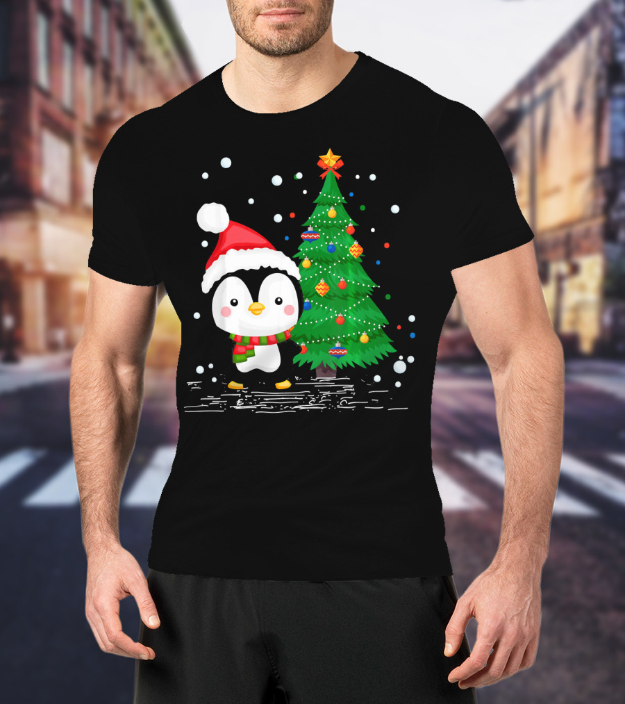 Funny Penguin Lover Santa Hat Christmas Tree Pengu T-Shirt