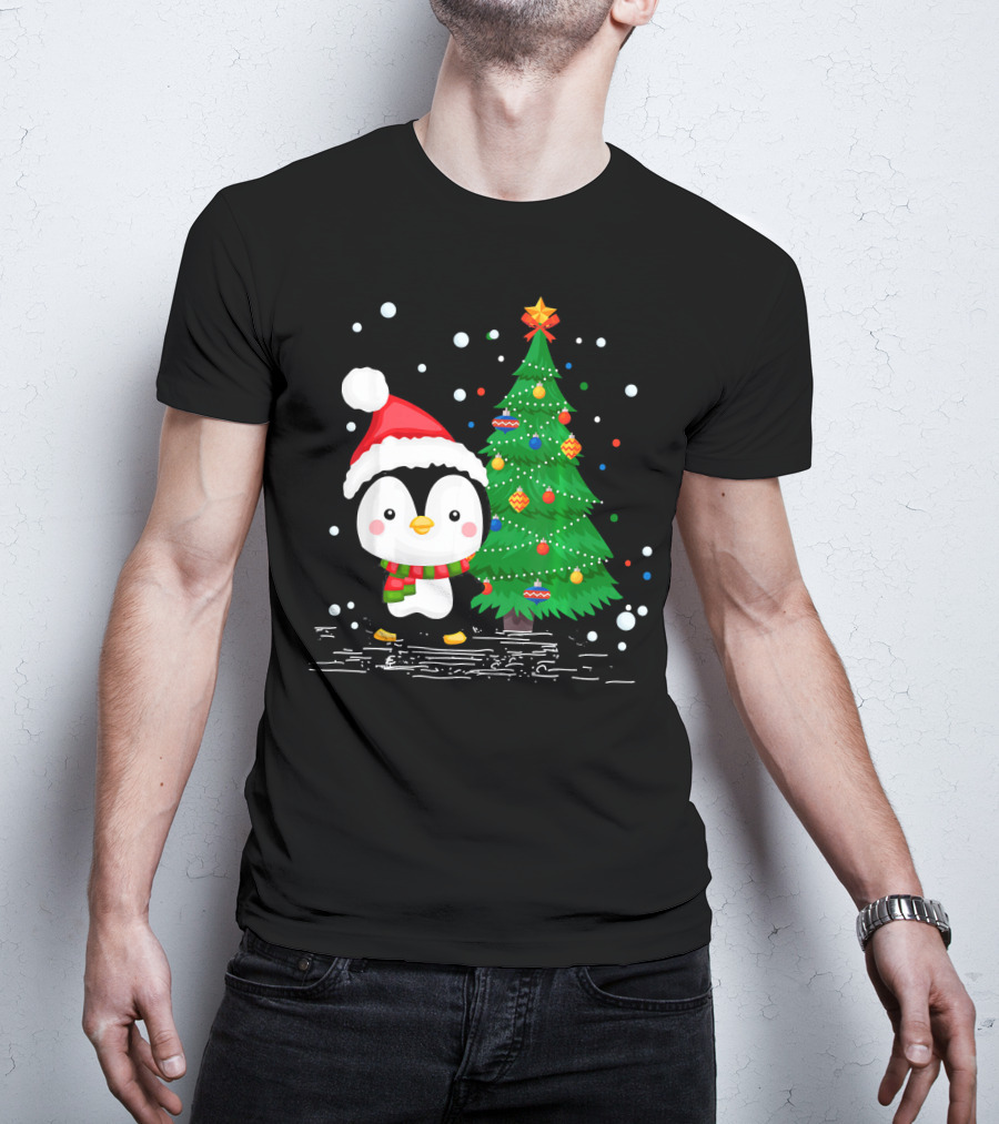 Funny Penguin Lover Santa Hat Christmas Tree Pengu T-Shirt