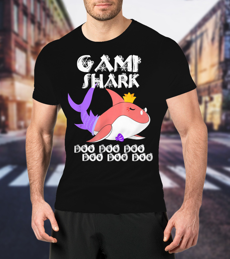 Gami Shark Doo Doo Doo Cute Crowned Shark With Purple Fins T-Shirt