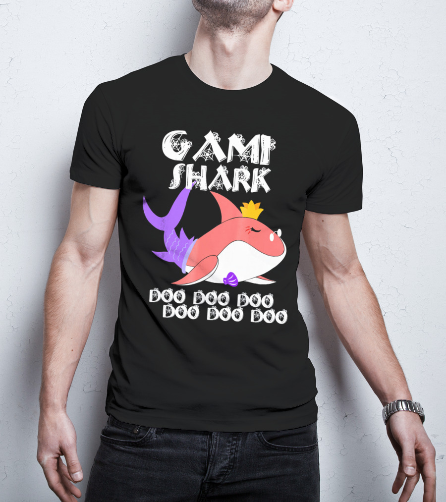 Gami Shark Doo Doo Doo Cute Crowned Shark With Purple Fins T-Shirt
