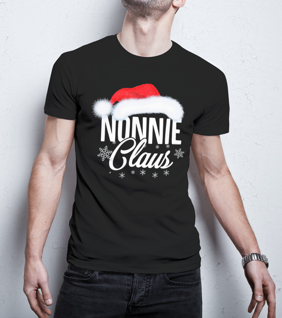 Nonnie Claus Christmas Grandma Santa Hat Snowflakes T-Shirt