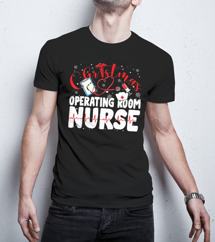 Christmas Operating Room Nurse Stethoscope Syringe Snowflakes T-Shirt