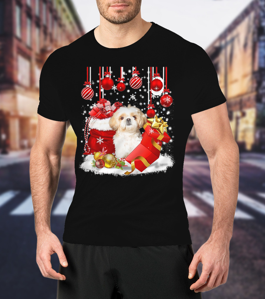 Shih Tzu Christmas Holiday Decorations With Dog And Festive Snow Ornaments T-Shirt