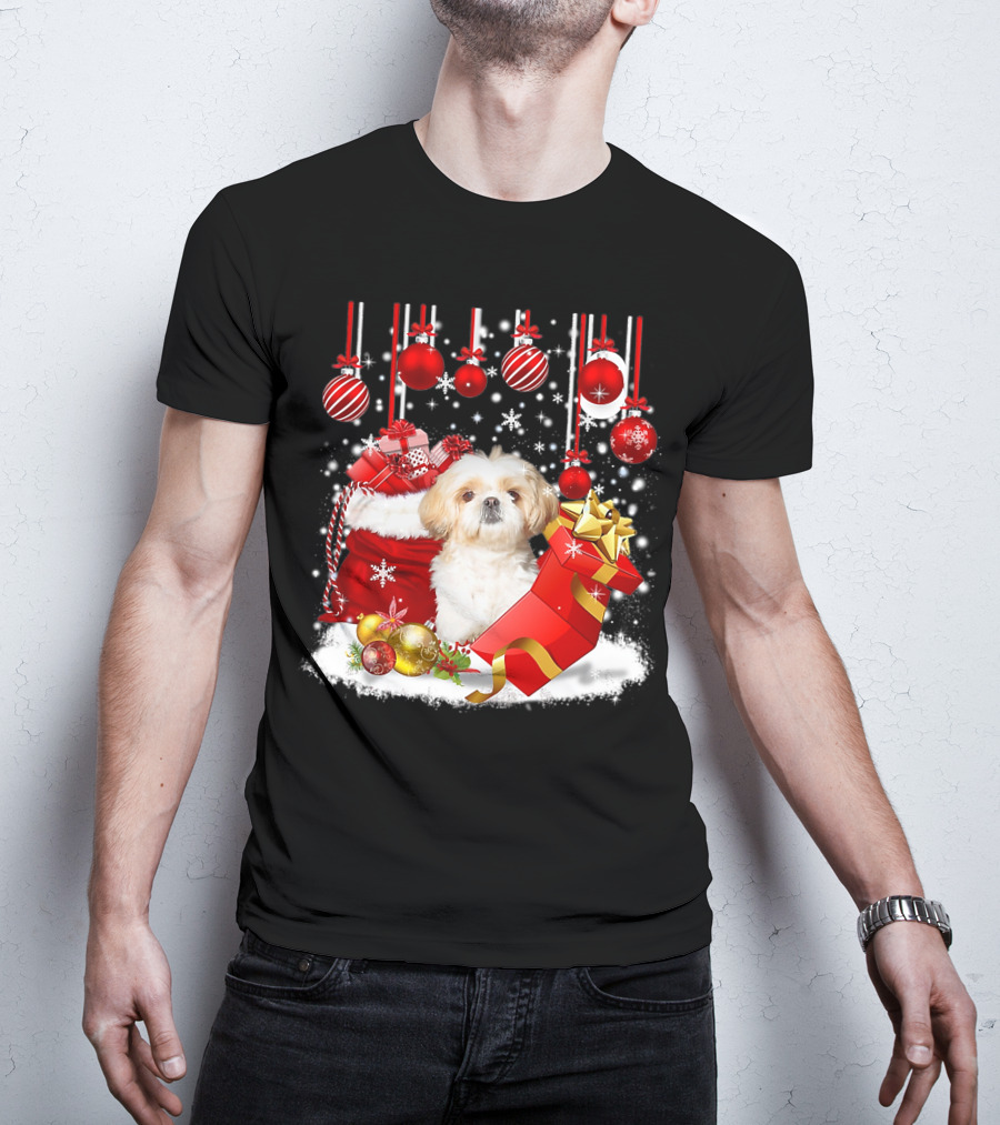Shih Tzu Christmas Holiday Decorations With Dog And Festive Snow Ornaments T-Shirt